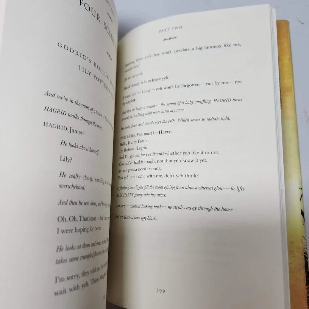 Harry Potter and the Cursed Child Parts 1 & 2 Book Special Rehearsal Edition Scr